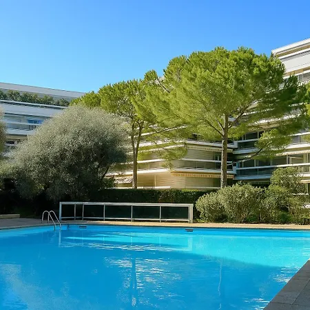 아파트 Climatise Avec Piscine, Proche Centre Et Plages D'antibes 앙티브