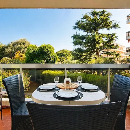 Climatise Avec Piscine, Proche Centre Et Plages D'antibes 아파트 앙티브
