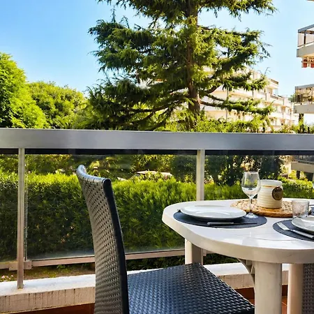 Appartamento Climatisé Avec Piscine, Proche Centre Et Plages D'antibes *